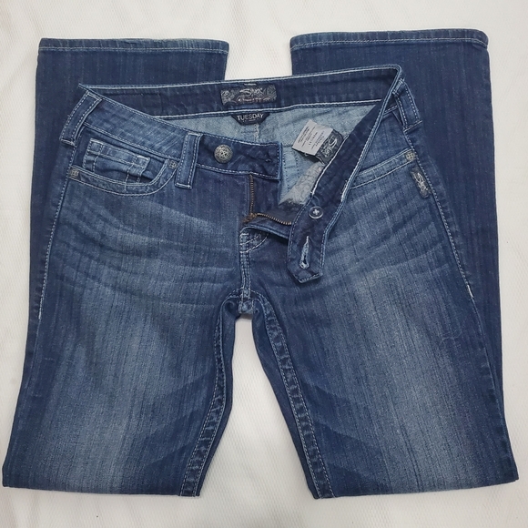Silver JeansTuesday Lowrise Slim Bootcut Jeans 29 Waist - Picture 3 of 12